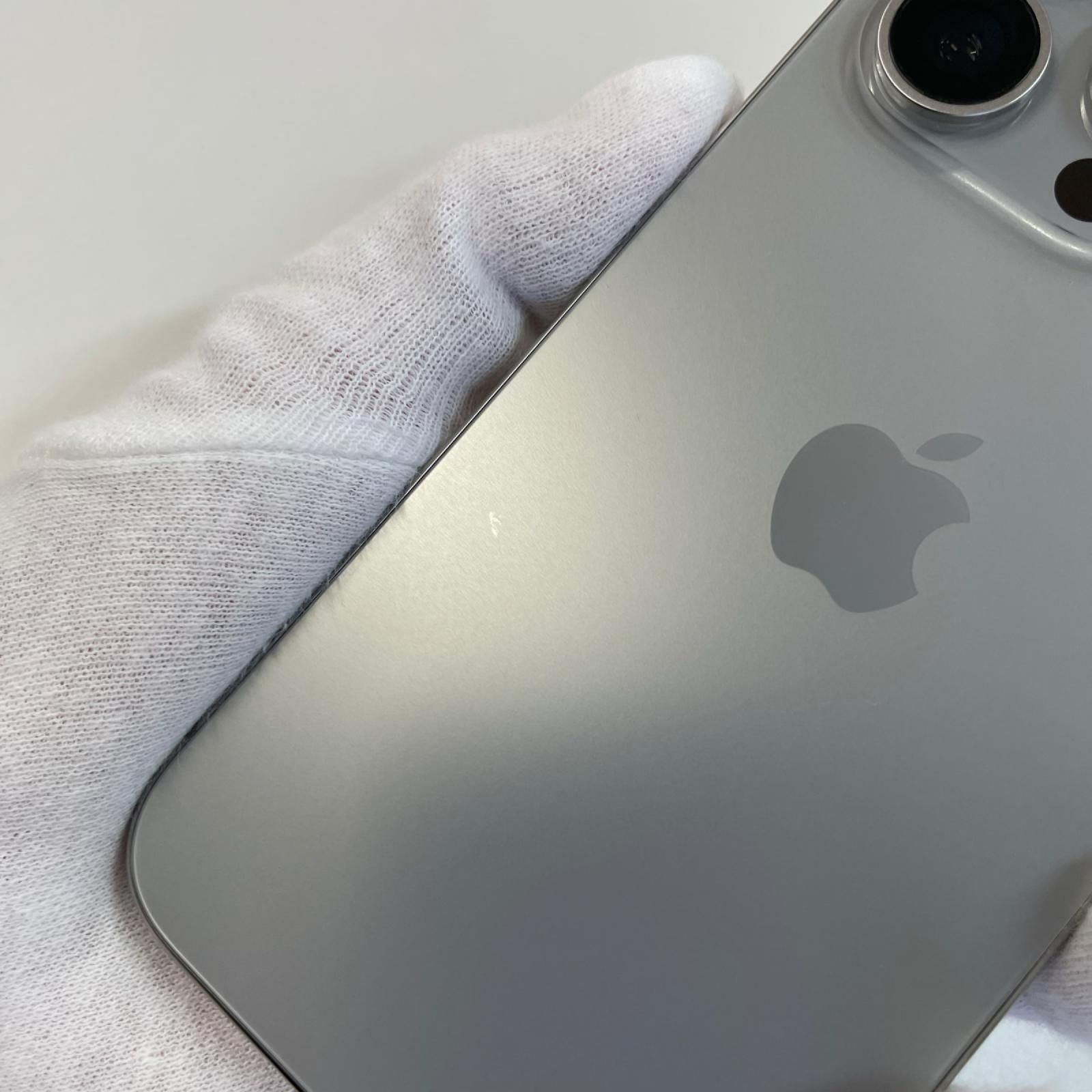 docomo iPhone 15 Pro 128GB ナチュラルチタニウム - メルカリ