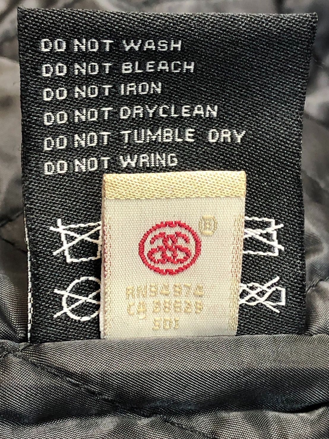https://assets.mercari-shops-static.com/-/large/plain/2JXr48HFP5a4HpkHVsei3L.jpg@jpg