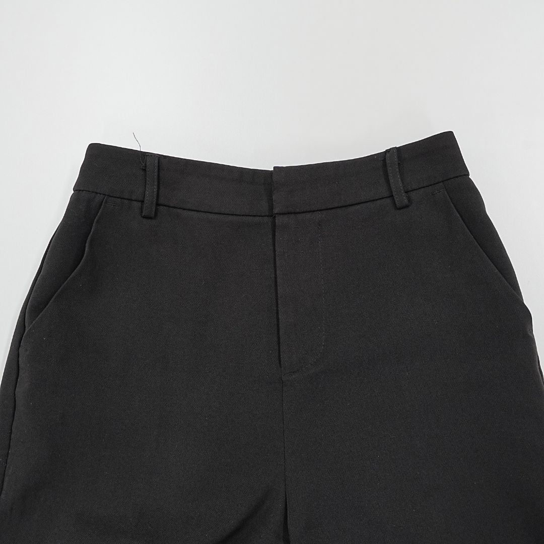https://assets.mercari-shops-static.com/-/large/plain/2JXr94Z8dKHNcQSUhjEGGW.jpg@jpg