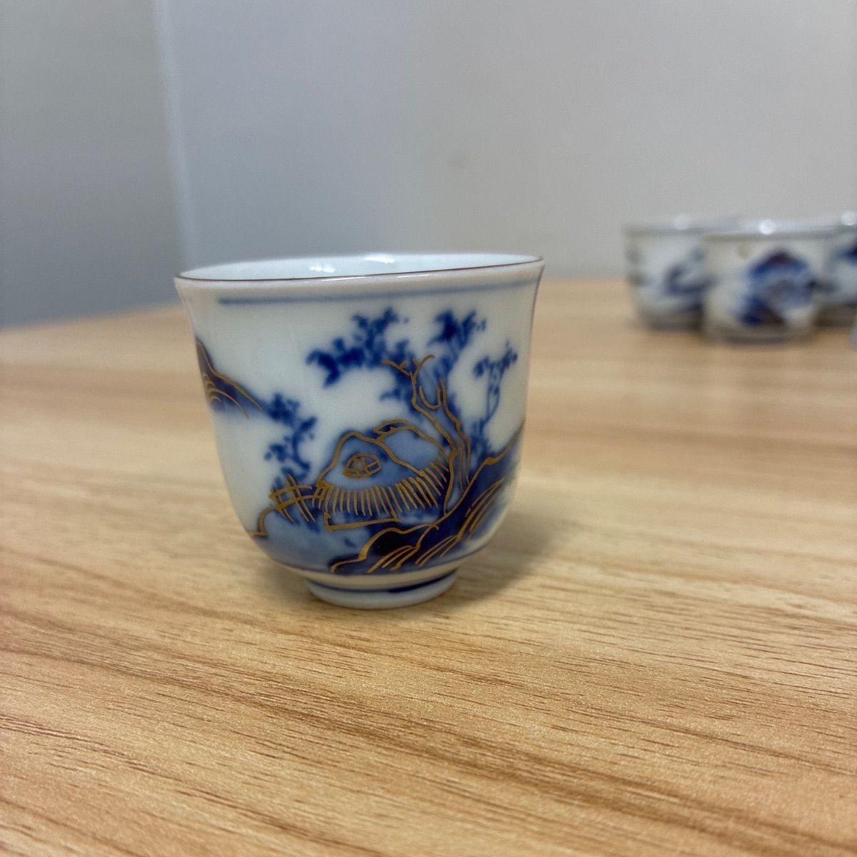 https://assets.mercari-shops-static.com/-/large/plain/2JXr95EZbBpHGgrhUEBxq5.jpg@jpg