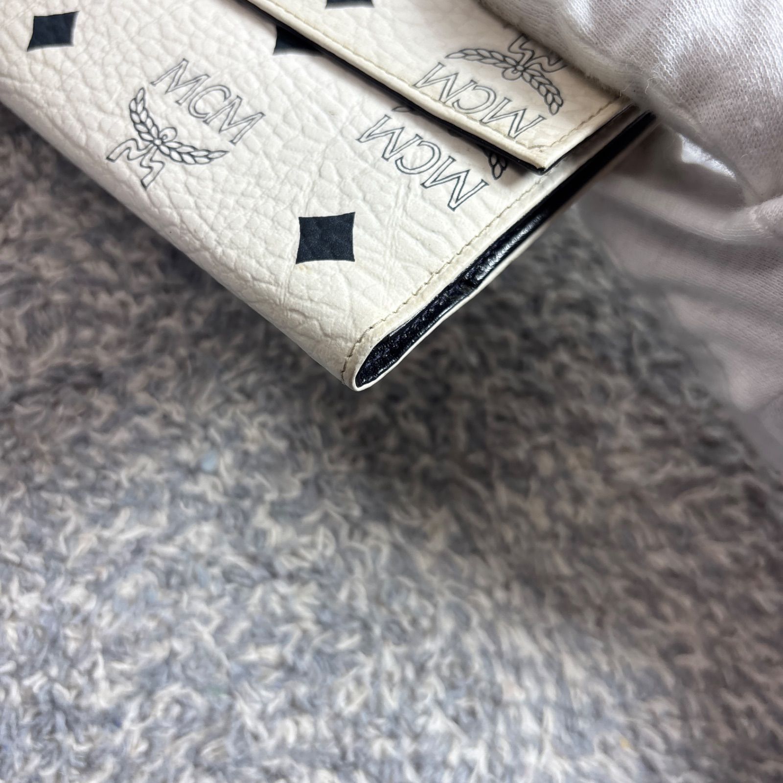 MCM エムシーエム 長財布 ヴィセトス モノグラム ホワイト ブラック