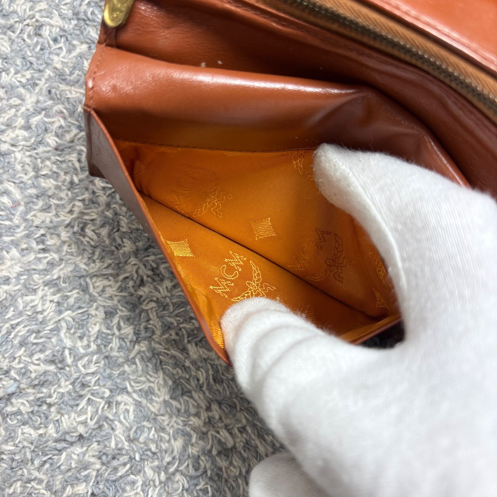 MCM エムシーエム 二つ折り財布 ヴィセトス モノグラム コニャック