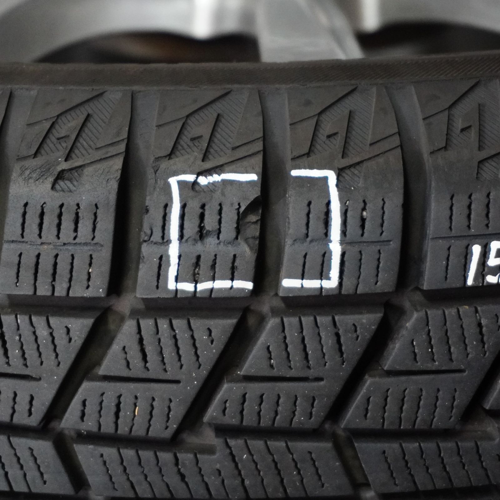 22年製 バリ山 ヨコハマ iceGUARD iG60 / MILLOUS 【 165/65R15 / 4.5J