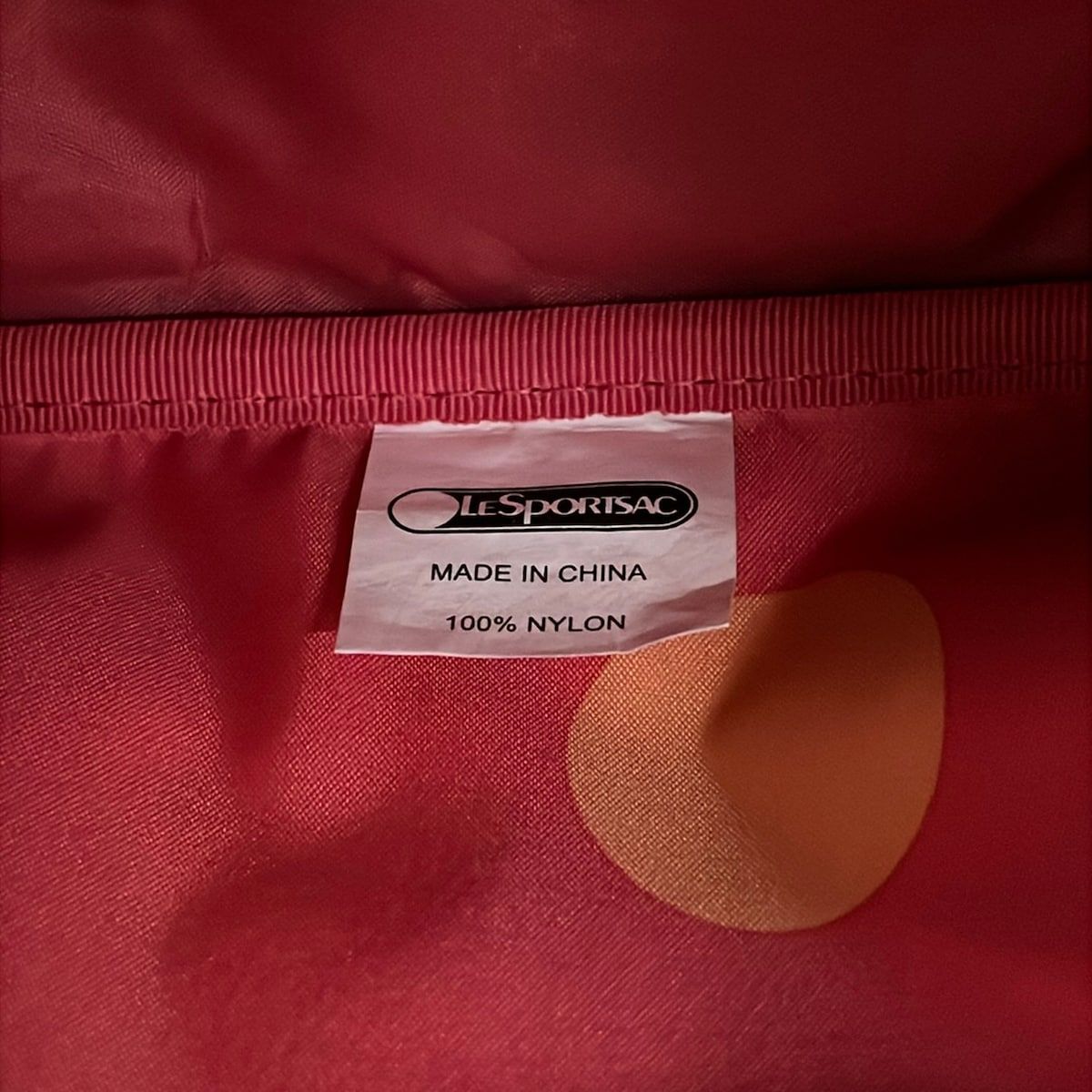 https://assets.mercari-shops-static.com/-/large/plain/2JXrCNknmsmUzTdkad5K2H.jpg@jpg