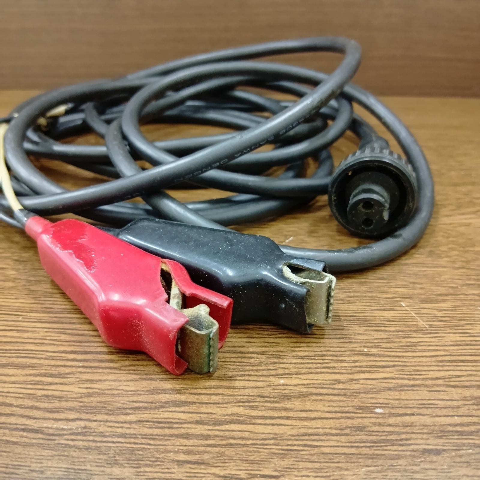 Daiwa 棚COM SSー80 電動リール 動作品 ワイヤー巻いてあります。 ダイワ(DAIWA) 棚COM タナコン SS-80 電動リール 現状品 【ジャンク品