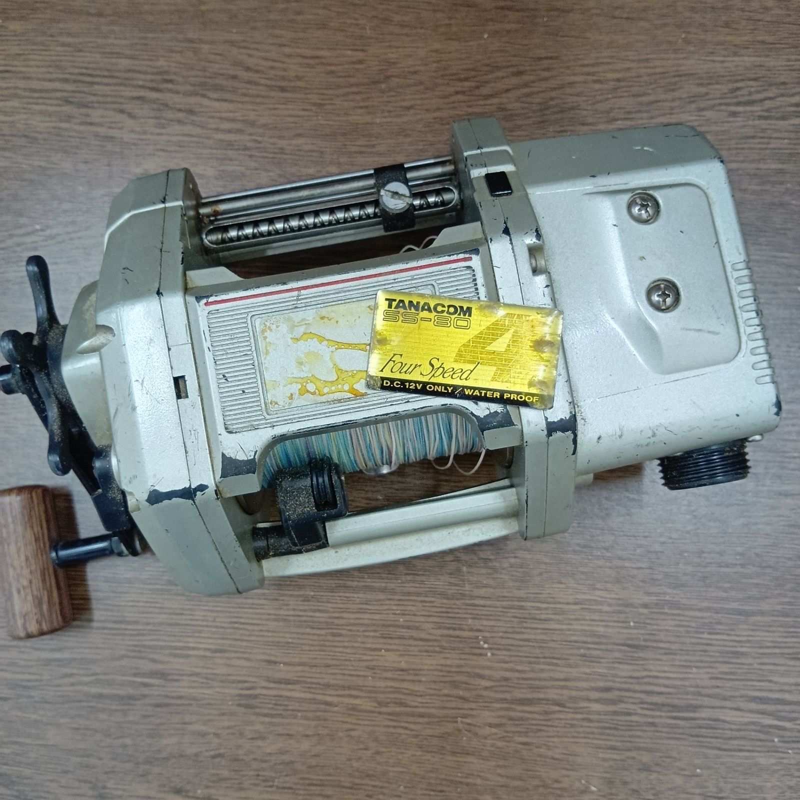 Daiwa ダイワ TANACOM SS-80 電動リール 中古 ジャンク品 ダイワ(DAIWA) 棚COM タナコン SS-80 電動リール 現状品 【ジャンク品