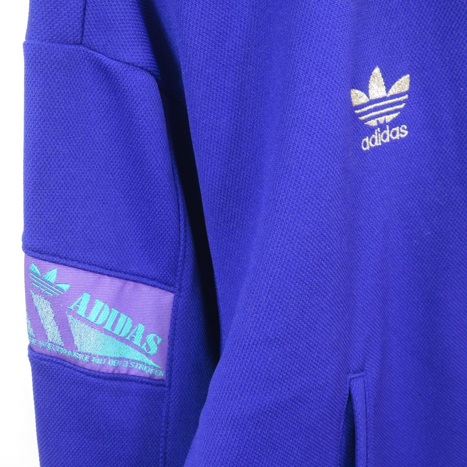 https://assets.mercari-shops-static.com/-/large/plain/2JXrEM6wSLtQEzBgzoKZLt.jpg@jpg