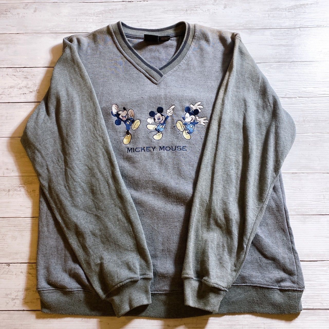 フェードあり/希少ミッキー】90s 夕方MICKEY MOUSE V-NECK SWEATSHIRT