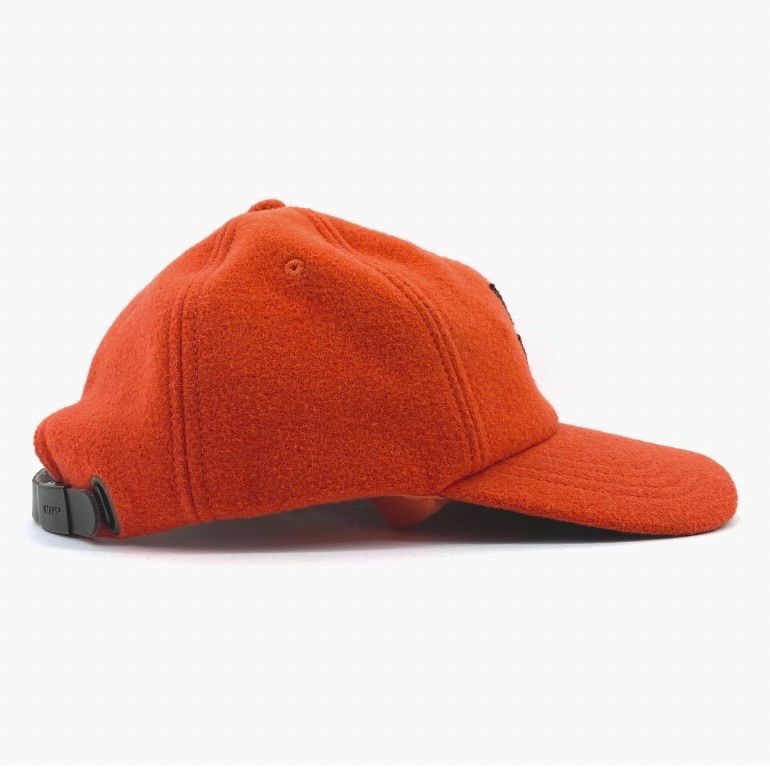 https://assets.mercari-shops-static.com/-/large/plain/2JXrNJQTc7srtL6R9V9AWX.jpg@jpg