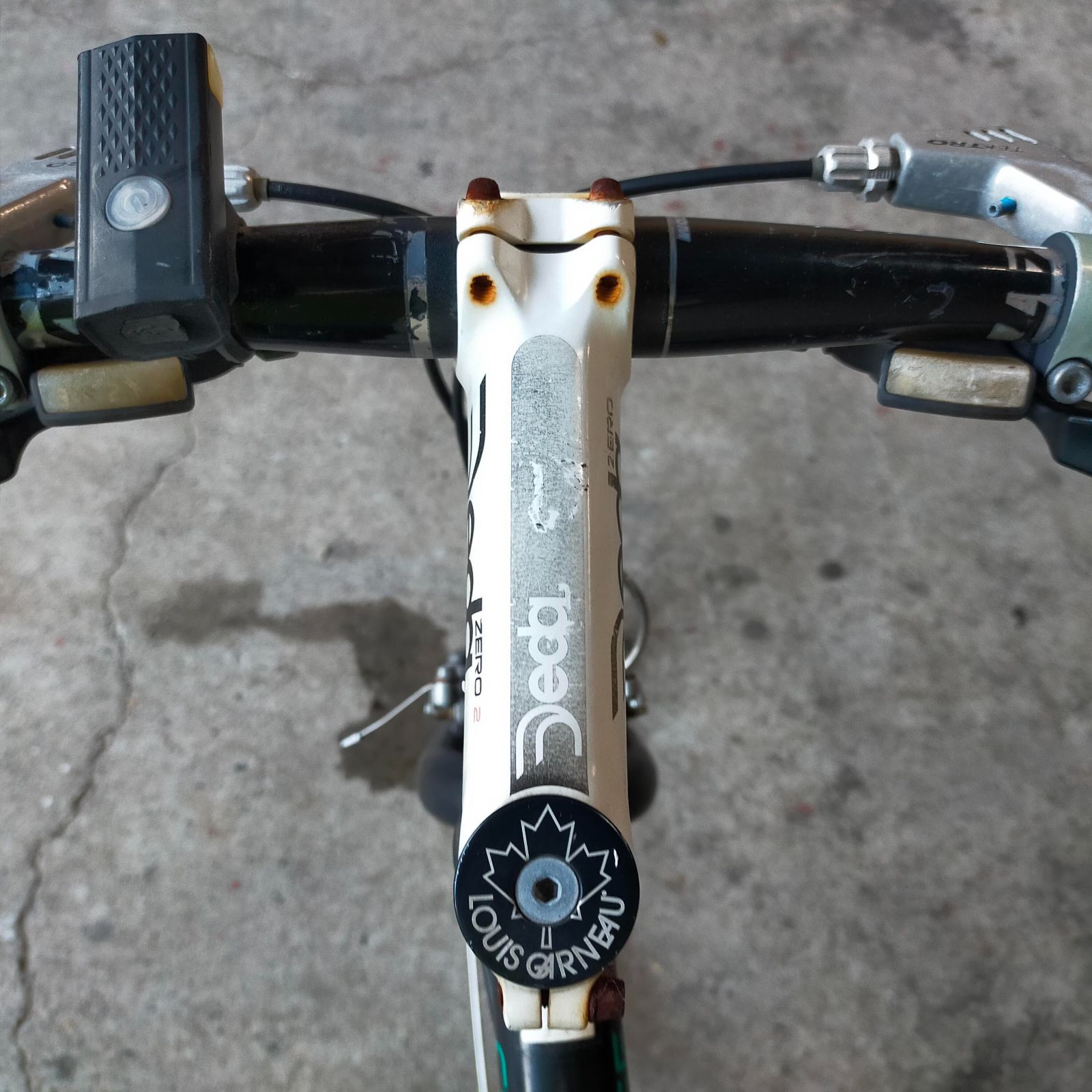 Not delivered !!! 手渡限定：板橋区蓮沼町】 LOUIS GARNEAU CHASSE