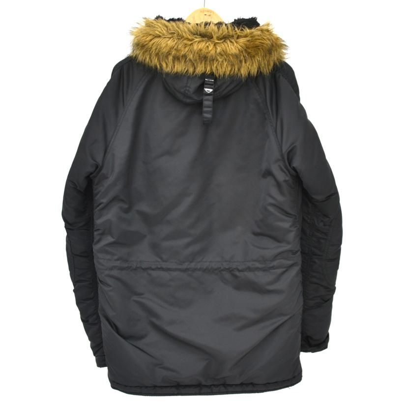 https://assets.mercari-shops-static.com/-/large/plain/2JXrTAYmFGWM6EGxbTCn4o.jpg@jpg