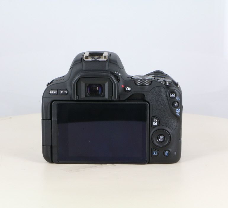 中古】(キヤノン) Canon EOS KISS X9 ボディ - メルカリ