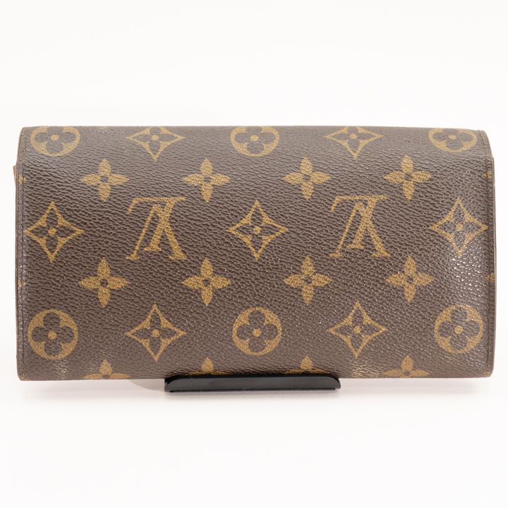 https://assets.mercari-shops-static.com/-/large/plain/2JXrY46H2eCpj6sVfMfnoi.jpg@jpg