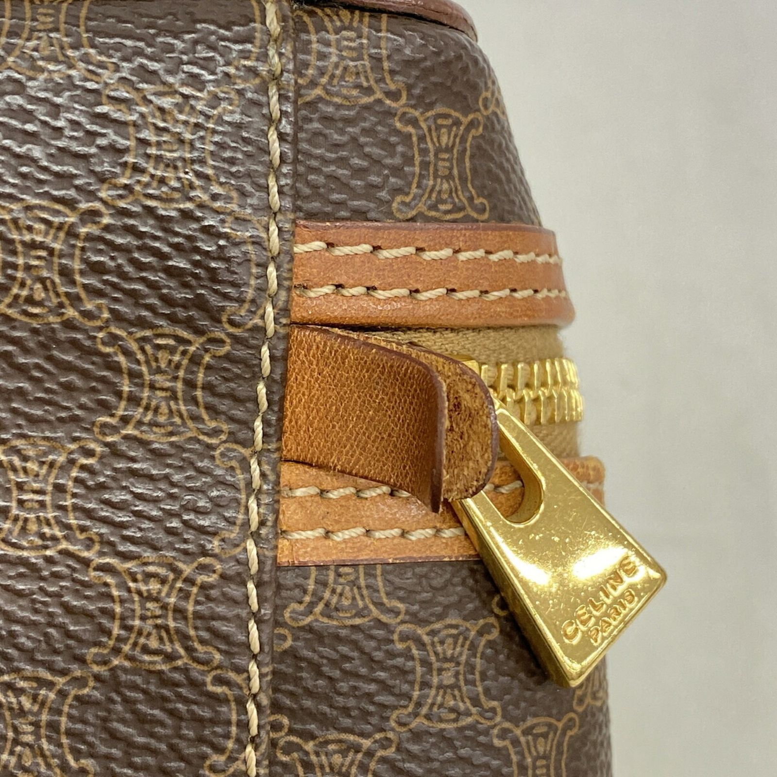 https://assets.mercari-shops-static.com/-/large/plain/2JXrbZ4AfBgh3ykP4psoUx.jpg@jpg