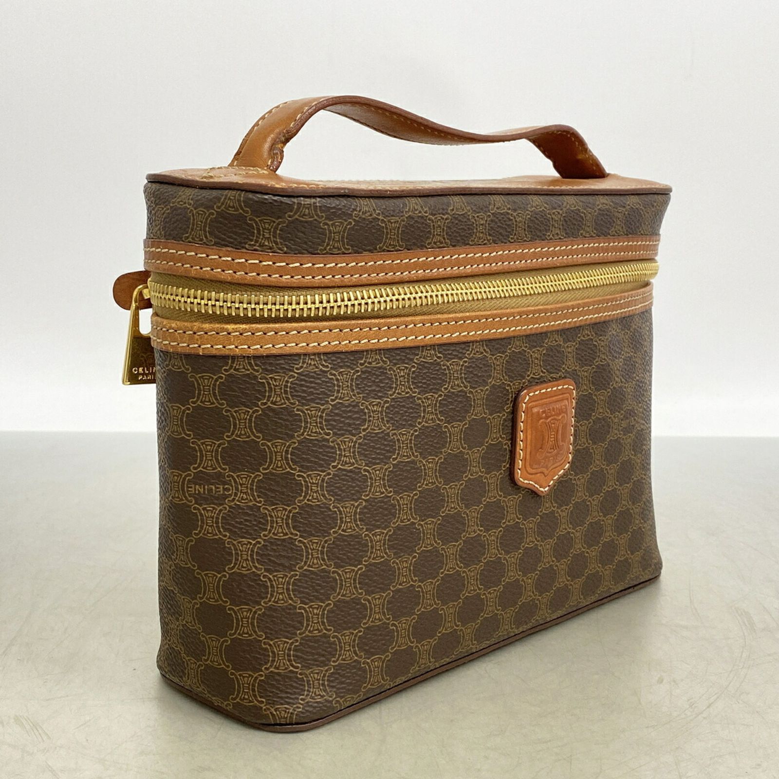 https://assets.mercari-shops-static.com/-/large/plain/2JXrbZ6nuZXR8VTkJosh8e.jpg@jpg