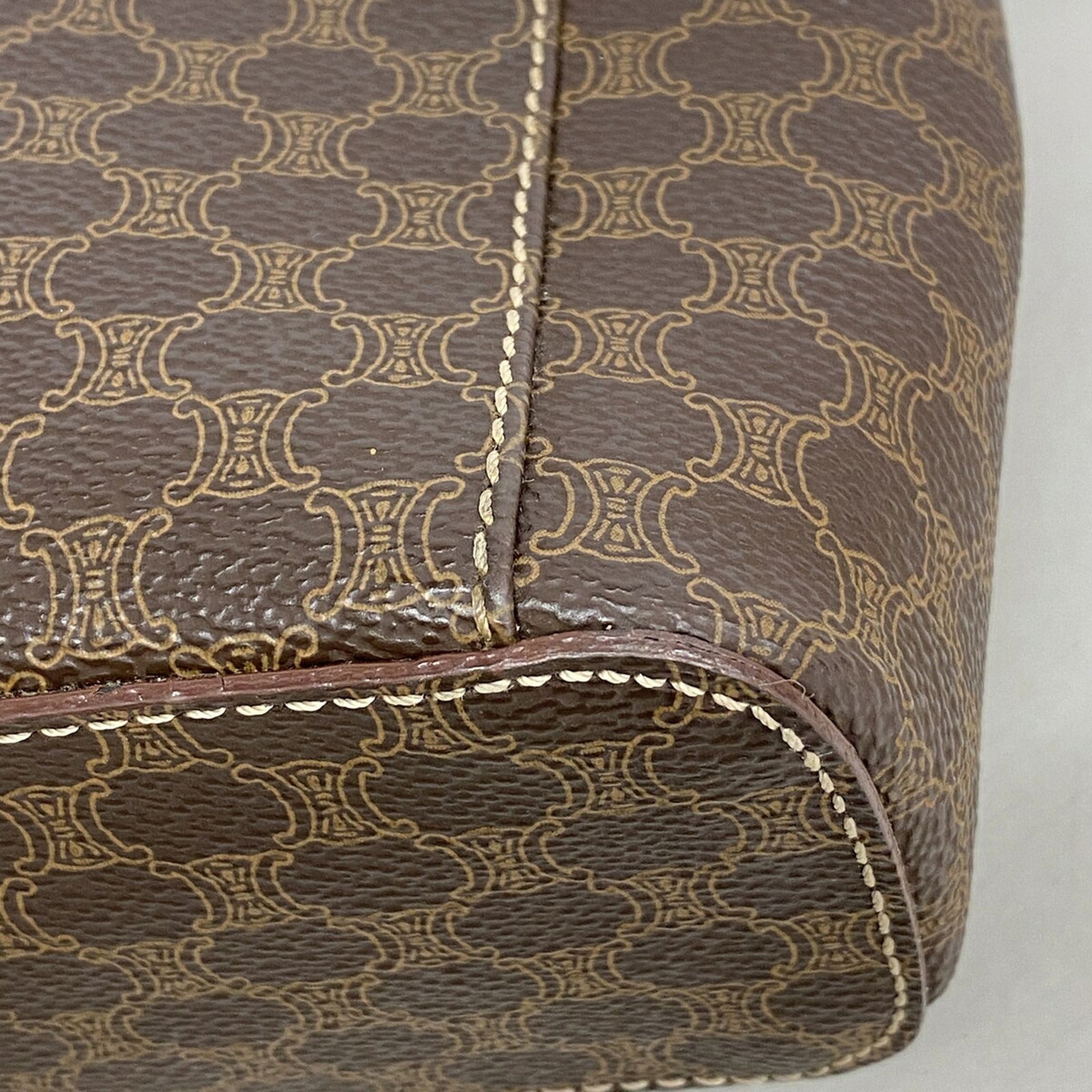 https://assets.mercari-shops-static.com/-/large/plain/2JXrbZ6tbaDALcAVGRyHtL.jpg@jpg
