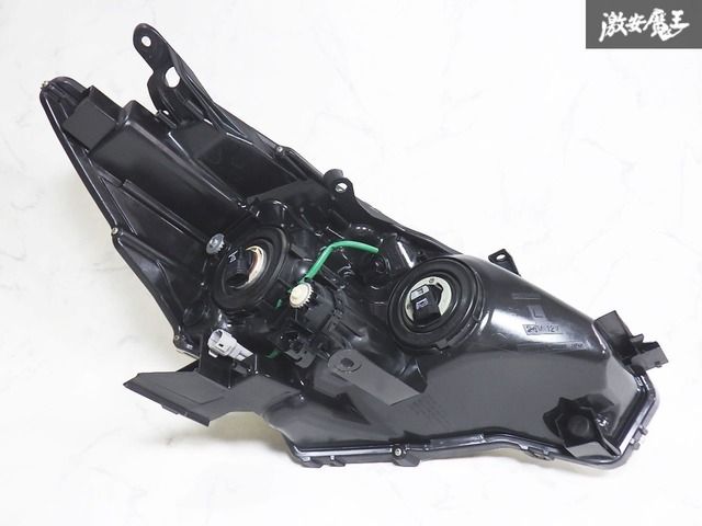 業者出品』良品！！ トヨタ純正 ZVW40W ZVW41W プリウスα ハロゲン