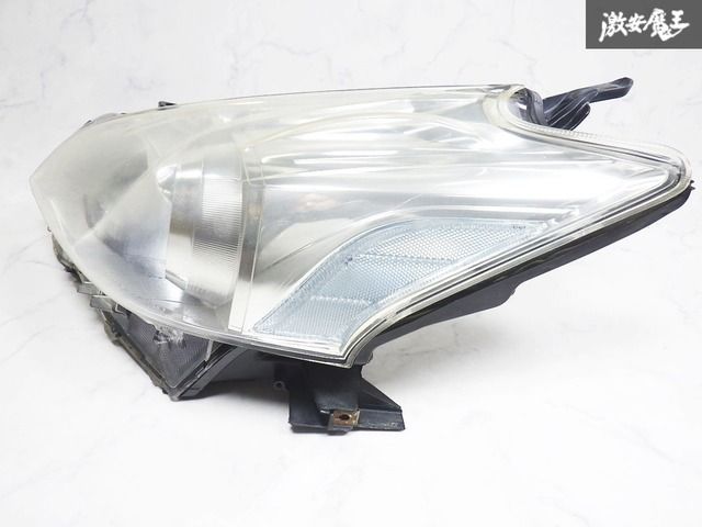 業者出品』良品！！ トヨタ純正 ZVW40W ZVW41W プリウスα ハロゲン