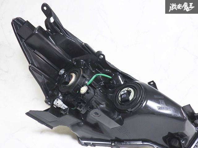 業者出品』良品！！ トヨタ純正 ZVW40W ZVW41W プリウスα ハロゲン