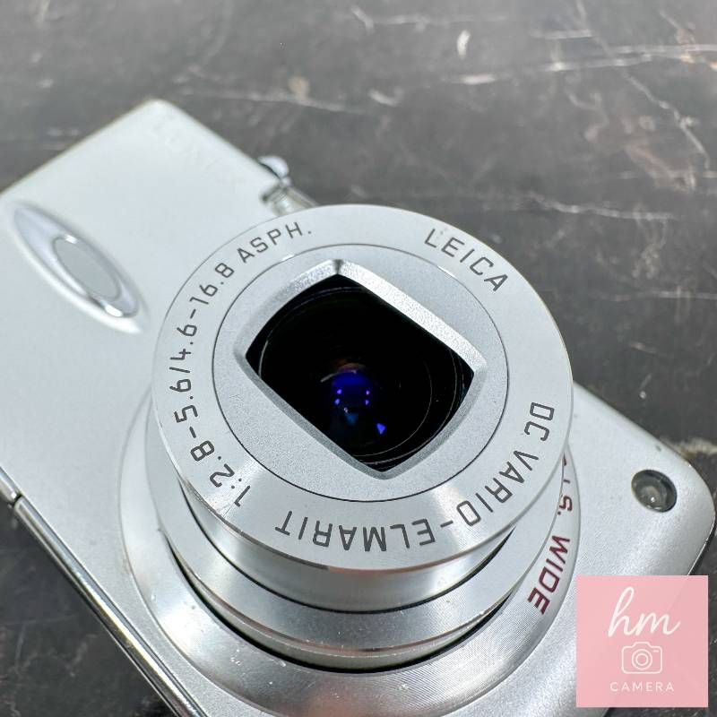 Panasonic LUMIX DMC-FX01 シルキーシルバー シルバー 600万画素 光学