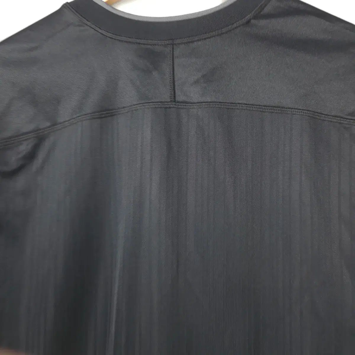 https://assets.mercari-shops-static.com/-/large/plain/2JXs8ojutX8PHfBEHiGhJv.webp@jpg