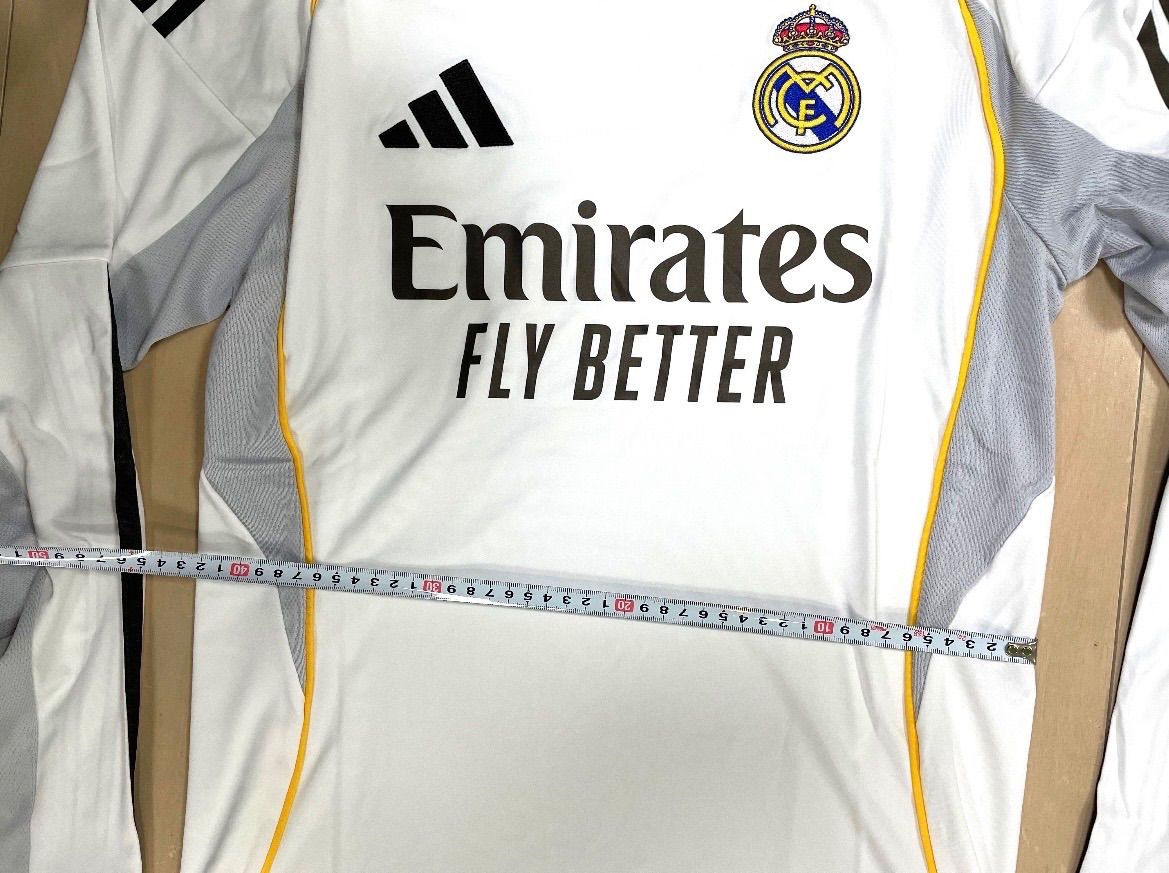 未使用　レアル・マドリード  長袖ユニフォーム 新品未使用・国内正規品 adidas レアル・マドリード 25/26 長袖
