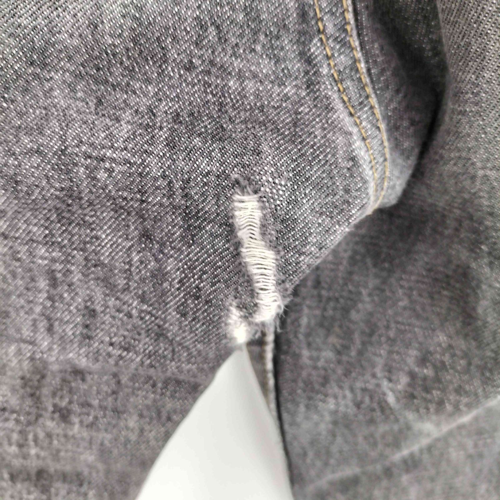 https://assets.mercari-shops-static.com/-/large/plain/2JXsGsUA93bokTikKTHSYt.jpg@jpg