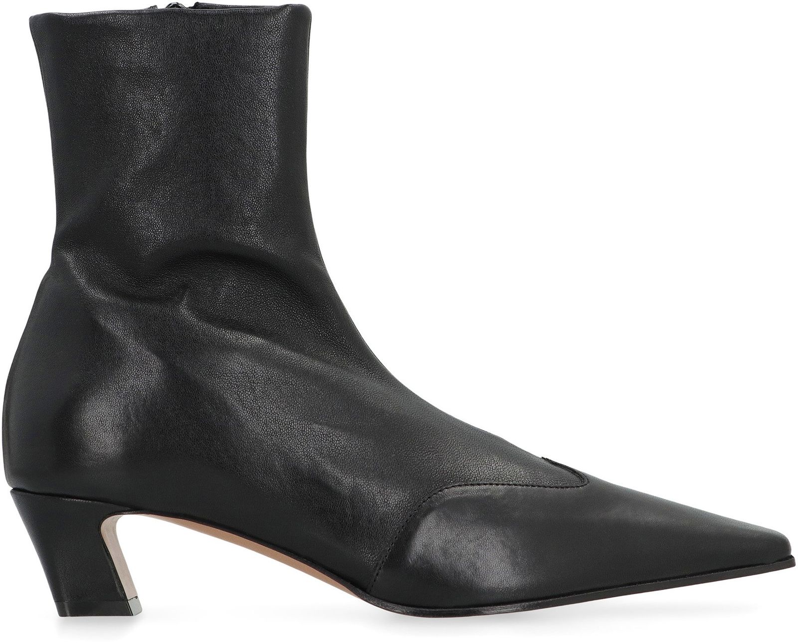 【新品・最安値】Khaite Nevada Leather ankle boots 正規品 ブーツ 103,455円