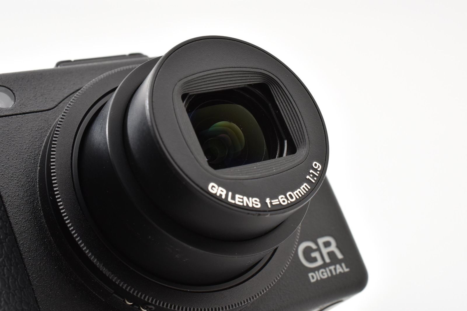 ☆良品☆ 《ショット数 3903回》 リコー RICOH GR DIGITAL III #3072