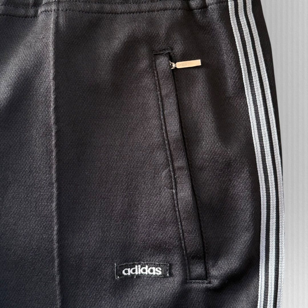 https://assets.mercari-shops-static.com/-/large/plain/2JXtF5UoUeWBpqVv2i23S8.jpg@jpg