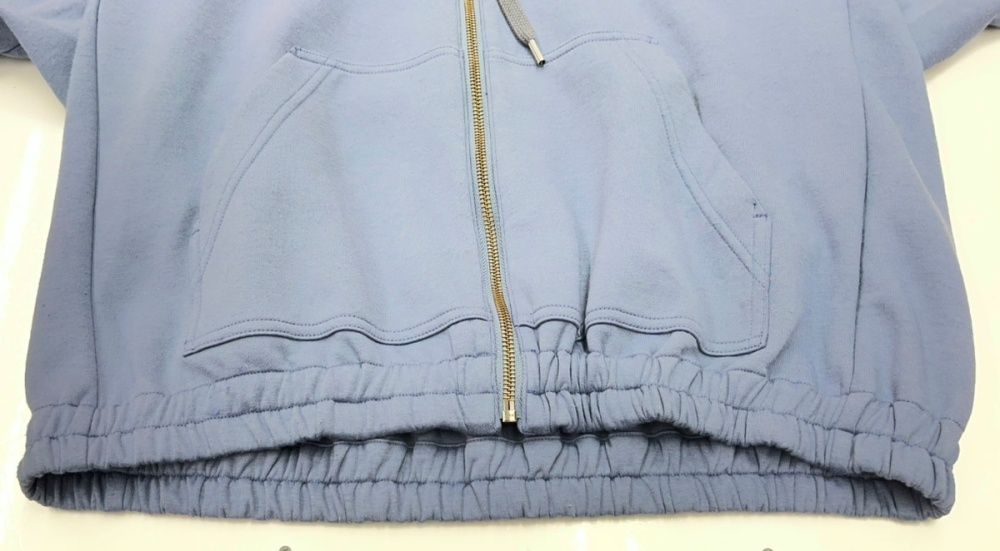 https://assets.mercari-shops-static.com/-/large/plain/2JXtJb4bsXXRGz9w4BtjwY.jpg@jpg