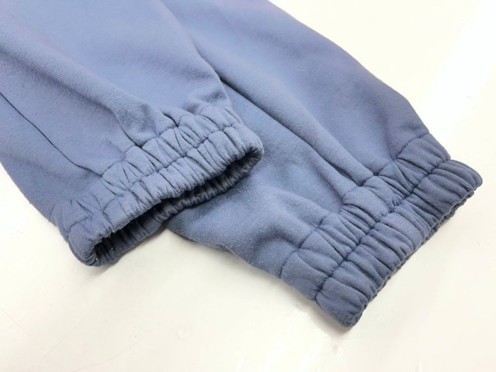 https://assets.mercari-shops-static.com/-/large/plain/2JXtJb4cBvwDAzvZgyniAn.jpg@jpg