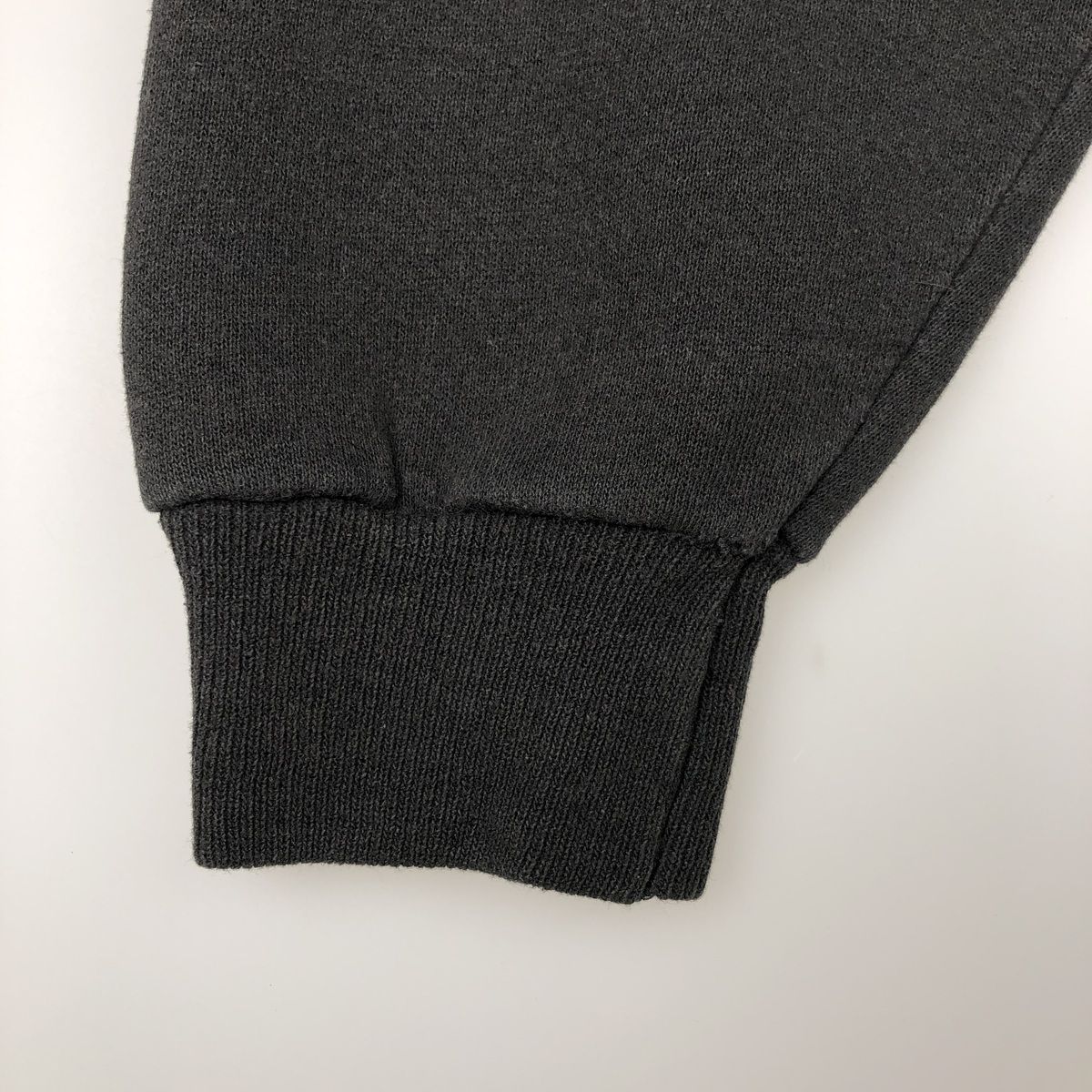 https://assets.mercari-shops-static.com/-/large/plain/2JXtPGA3PpvYLWH5A8z4J7.jpg@jpg