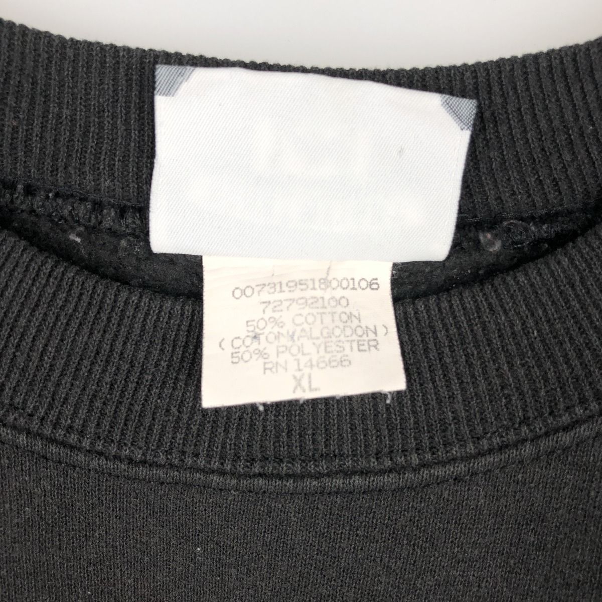 https://assets.mercari-shops-static.com/-/large/plain/2JXtPGAF6JF3zqzZj4Lf2b.jpg@jpg