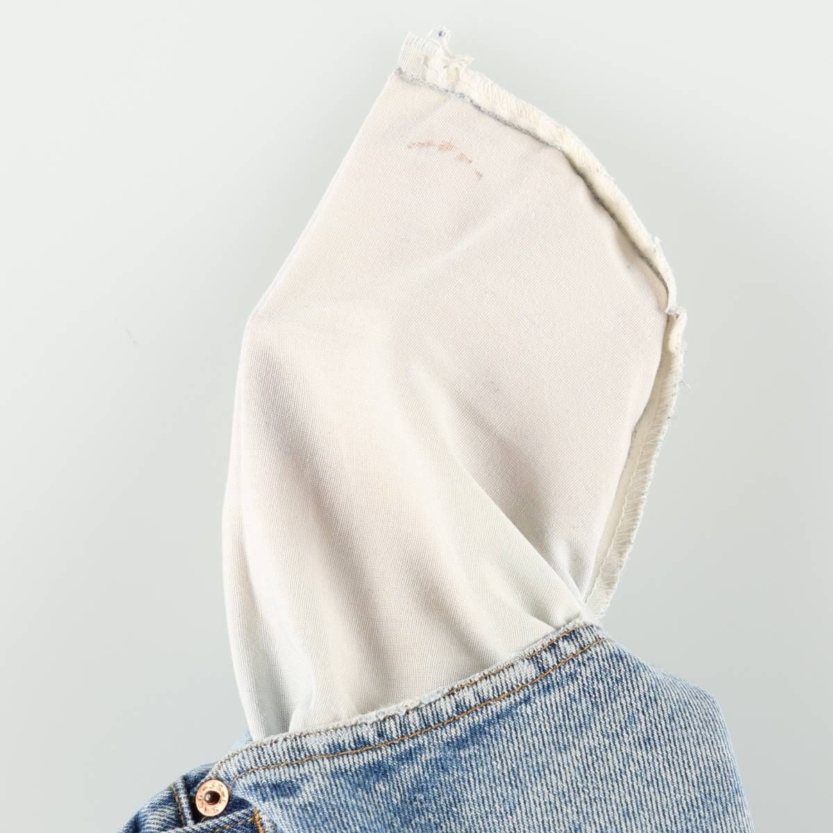 https://assets.mercari-shops-static.com/-/large/plain/2JXtPLXR4GY6rv6HNbe9wu.jpg@jpg
