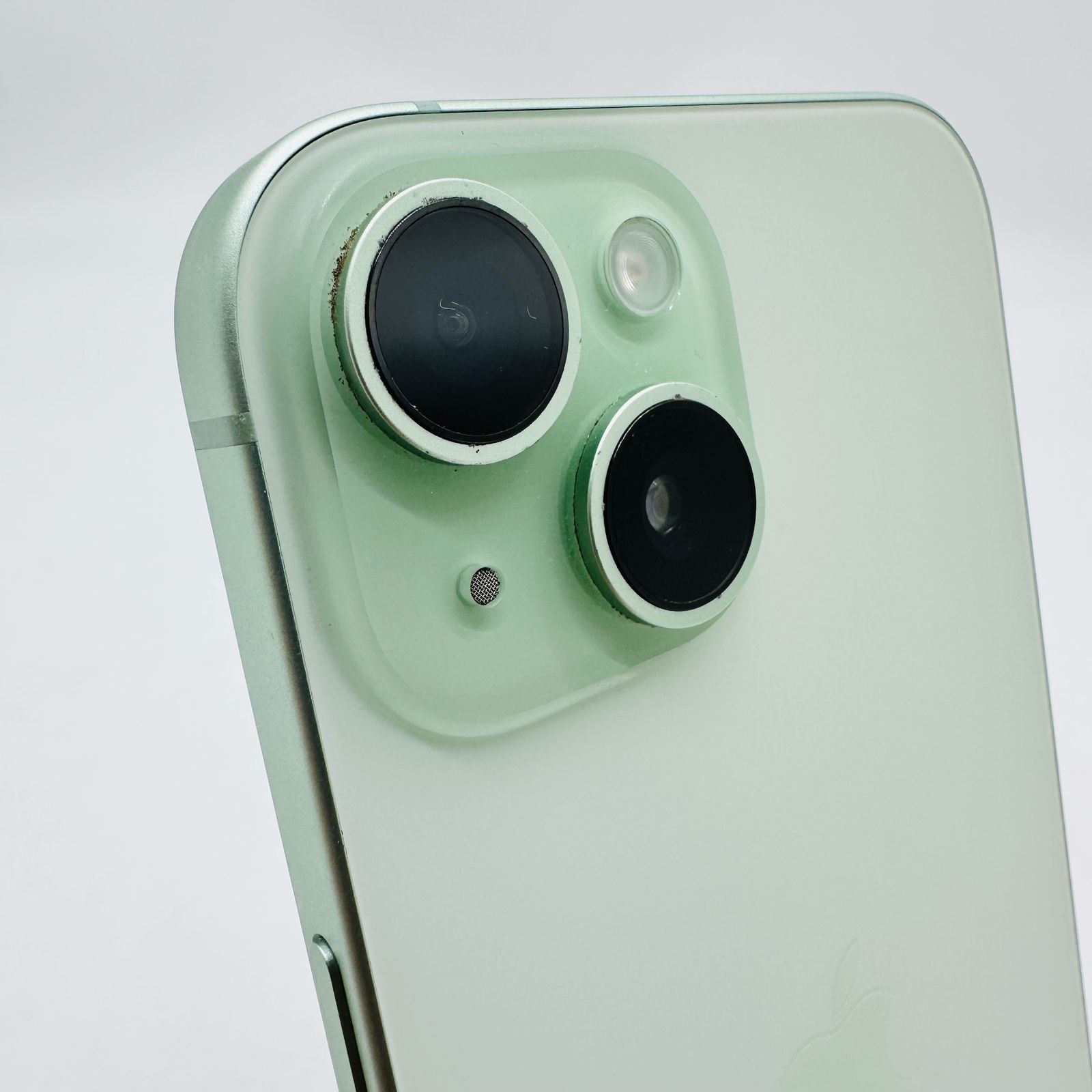 docomo iPhone 15 128GB グリーン MTMM3J/A SIMロック解除済み 利用