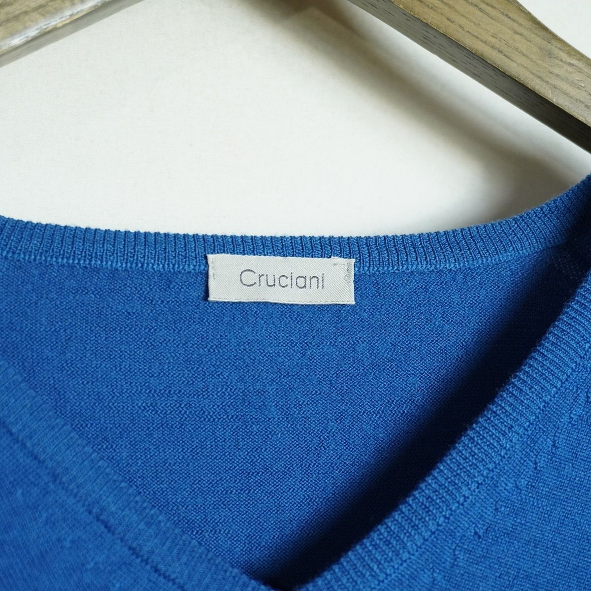 【美品】Cruciani Vネック コットンTシャツ 48 ダスティブルー CRUCIANI クリチアーニ 1113-343-0289 クルチアーニ イタリア製