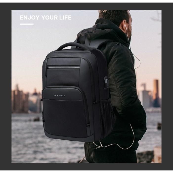 https://assets.mercari-shops-static.com/-/large/plain/2JXtVXJLwvxiq73HgrcKBw.jpg@jpg