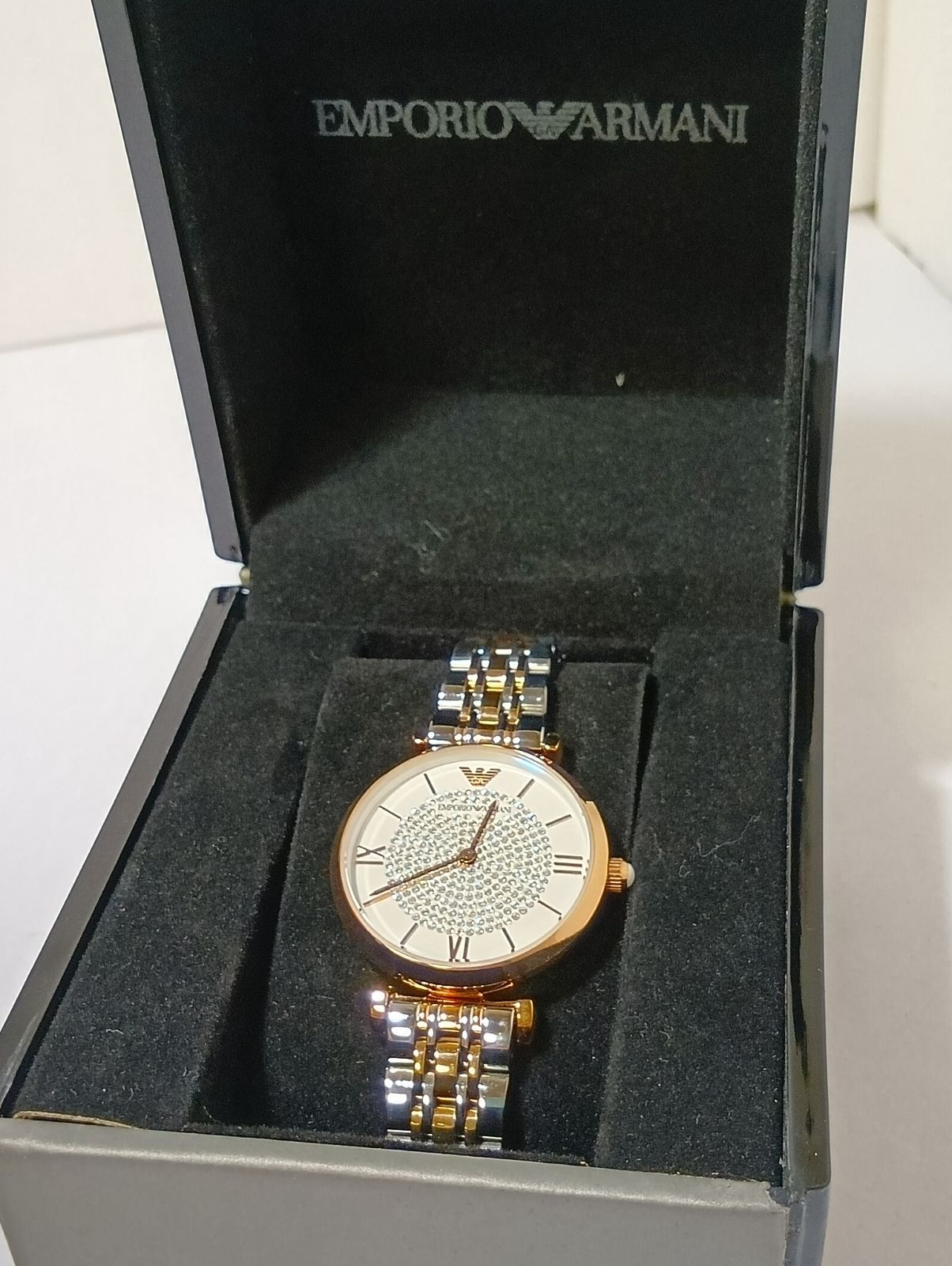 https://assets.mercari-shops-static.com/-/large/plain/2JXtXC6T4hg4TvHw6wAyfH.jpg@jpg