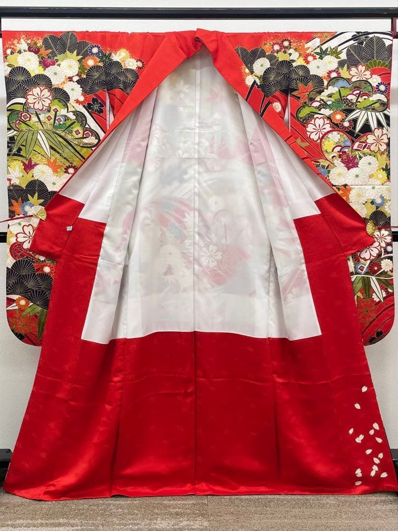 振袖 金駒 金彩 紋意匠 身丈162cm 撥水加工済 MO3972 - メルカリ