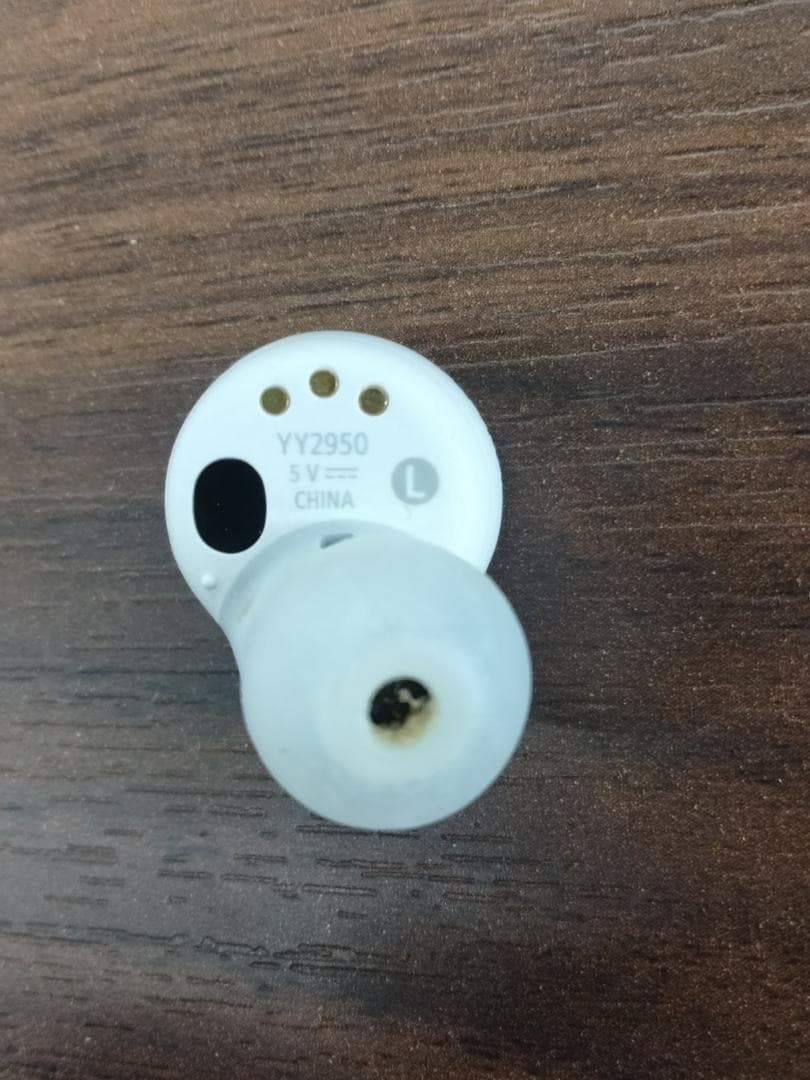 https://assets.mercari-shops-static.com/-/large/plain/2JXtdARbmYuFBeLHJrqomR.jpg@jpg