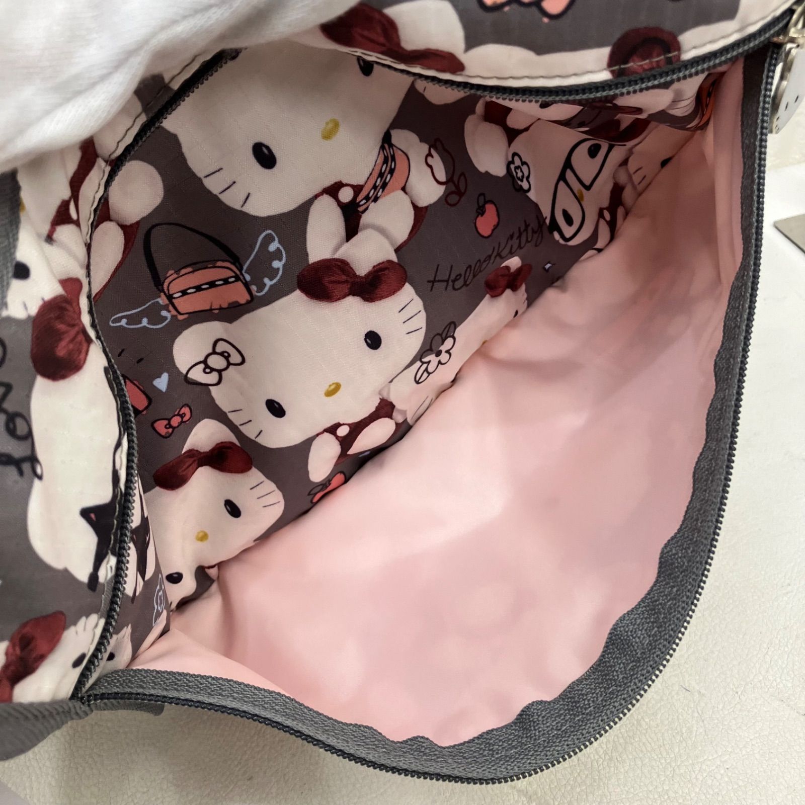 9382 【タグ付き】 LeSportsac レスポートサック HelloKitty ハロー