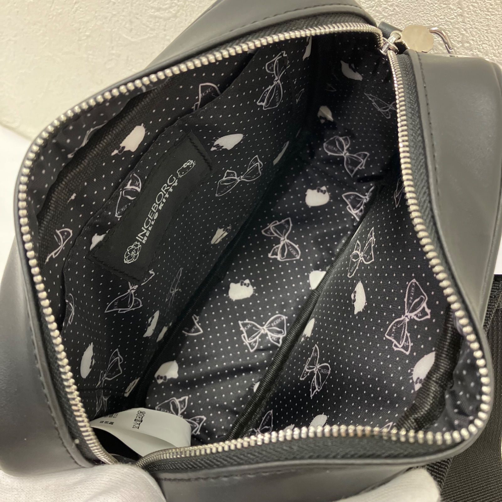 A52 INGEBORG インゲボルグ HelloKitty ハローキティ キティーちゃん