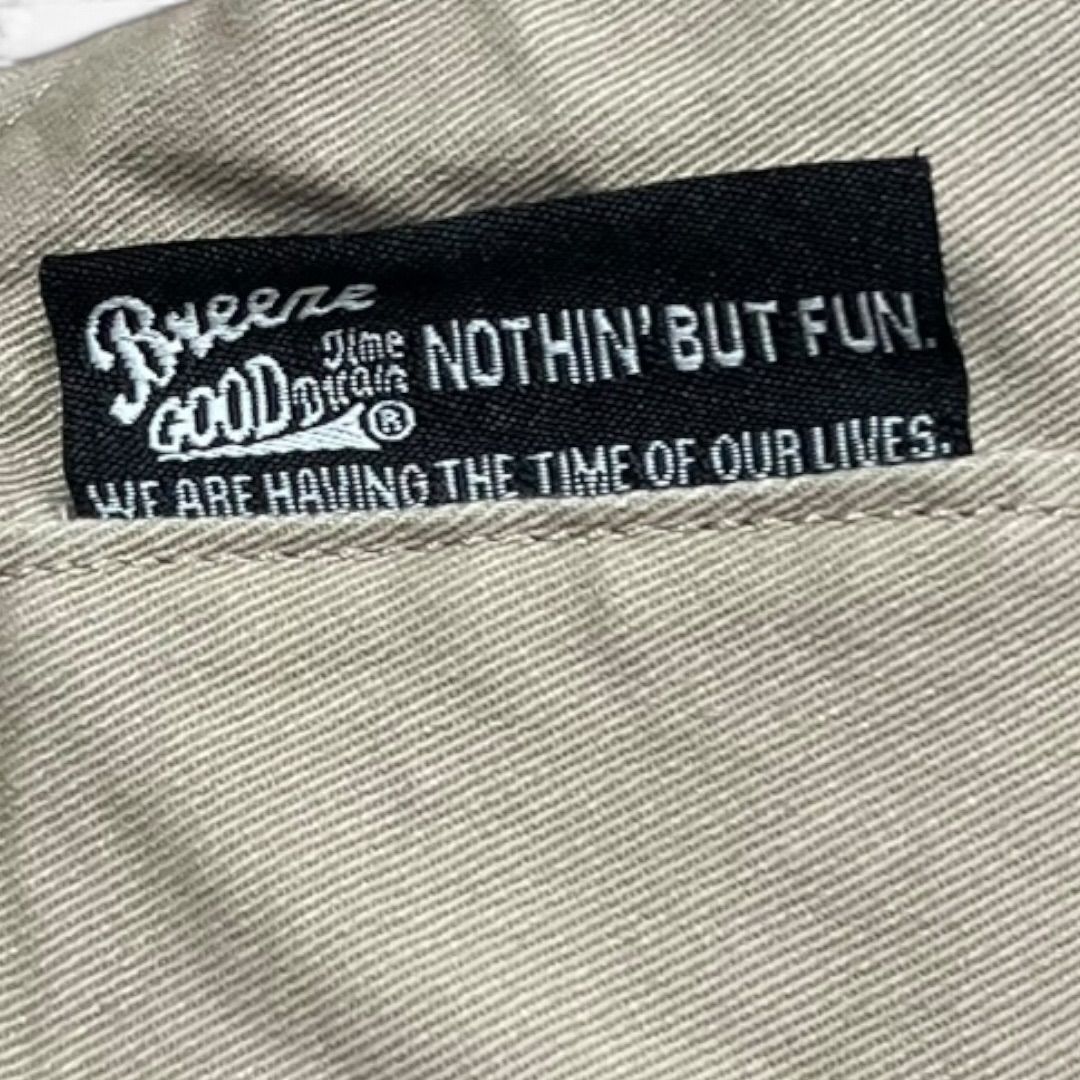 https://assets.mercari-shops-static.com/-/large/plain/2JXtm82xMHqetQx5pKdbmr.jpg@jpg