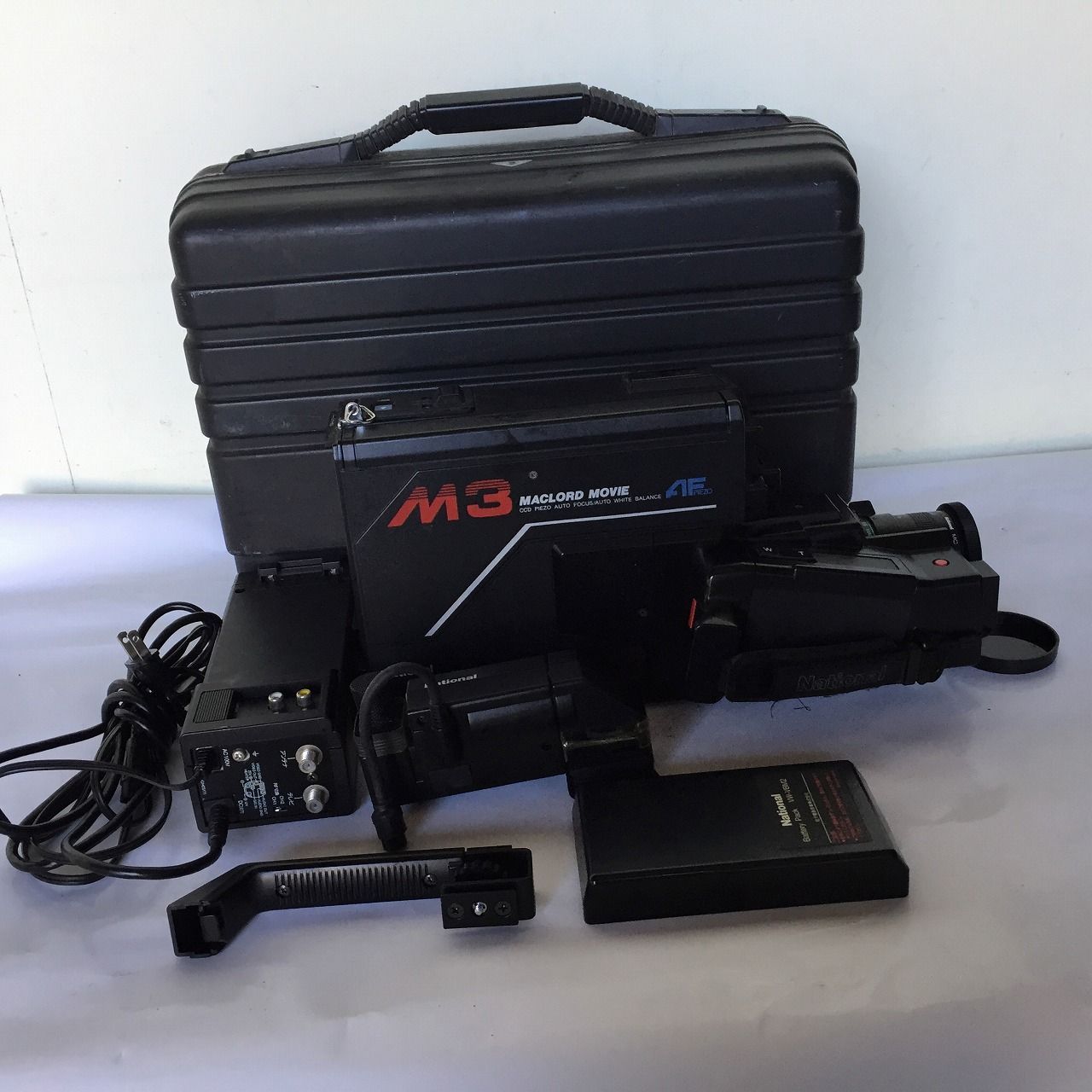 National MACLORD MOVIE M3 ビデオカメラ本体 通電確認済み】National ビデオカメラ マックロードムービー M3 - メルカリ