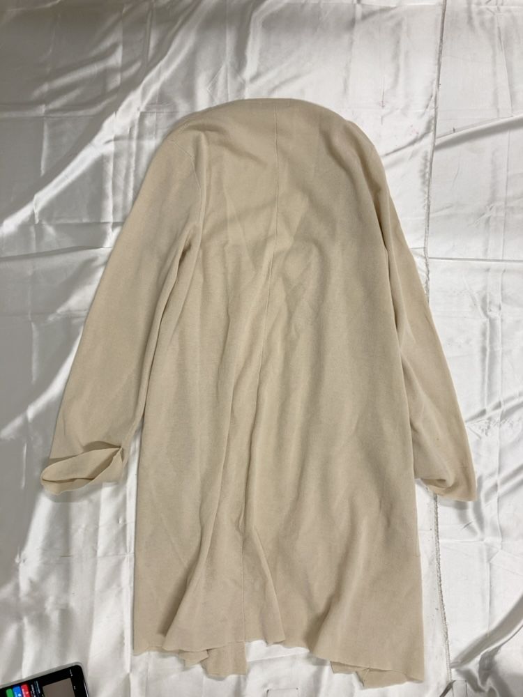 https://assets.mercari-shops-static.com/-/large/plain/2JXtqMf2D6nmeCtjKWobtc.jpg@jpg