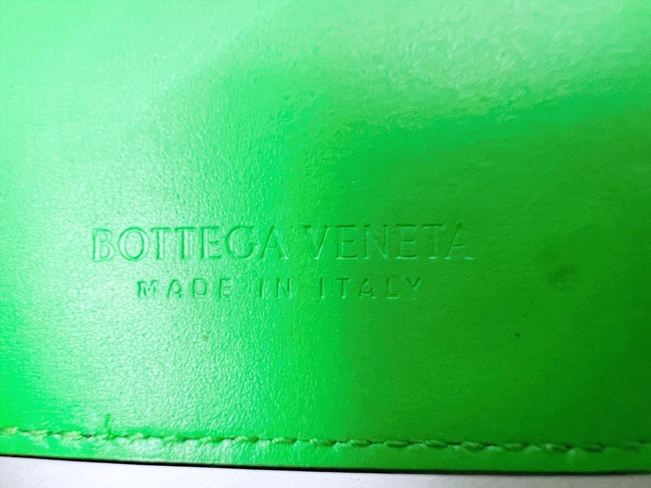 Bottega Veneta ボッテガヴェネタ イントレチャート レザー キーケース