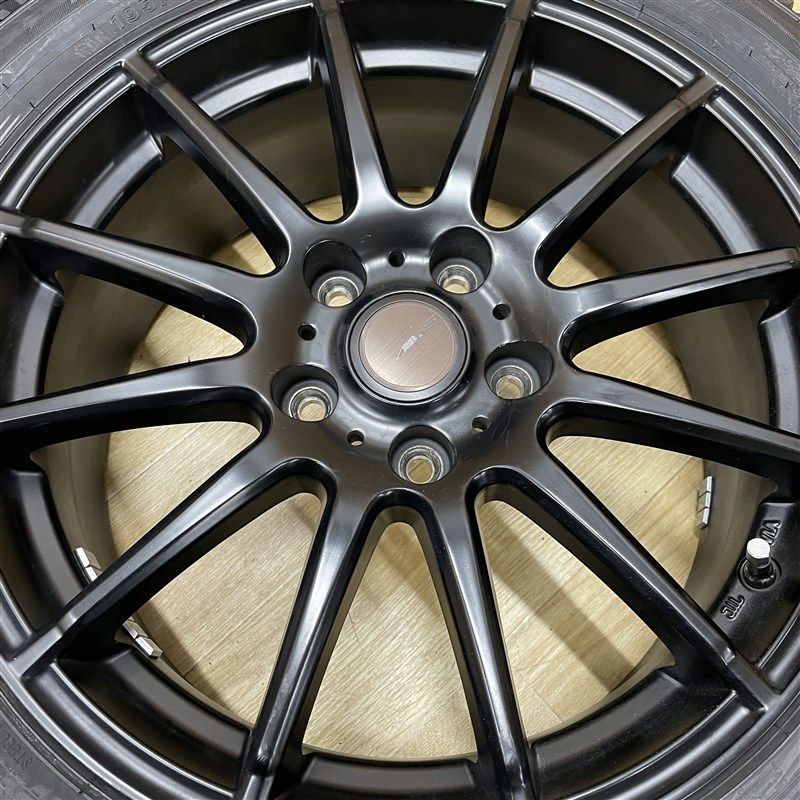 60 プリウス 等 2025年製 新品 ダンロップ WM02 195/60R17 アクセル