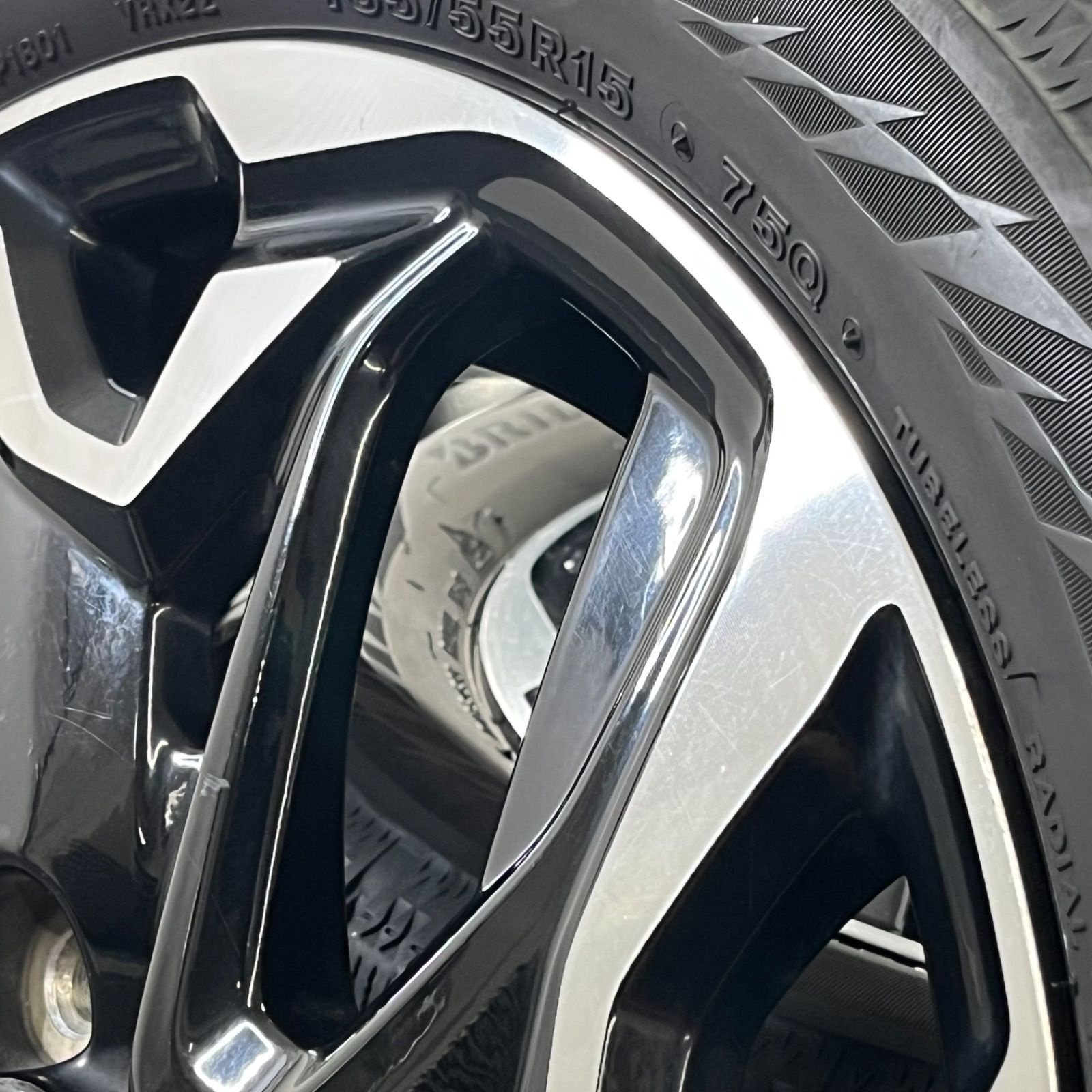 21年製 165/55R15 ブリヂストン ブリザックVRX2 ホンダ純正アルミ JF3