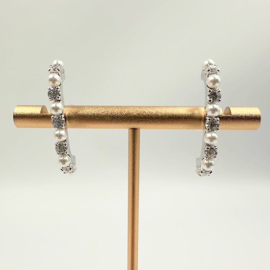 スワロフスキー SWAROVSKI ピアス Matrix